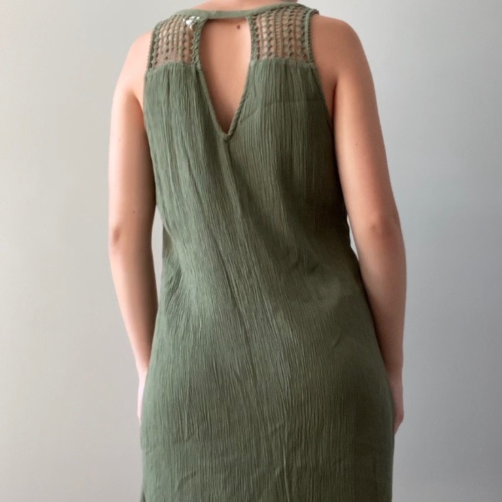 Green Dress - Picture 4 of 7